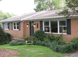 501 Parkview Dr, Durham, NC 27712