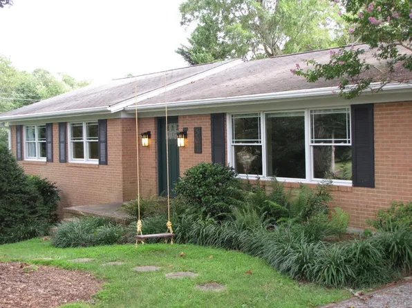 501 Parkview Dr, Durham, NC 27712