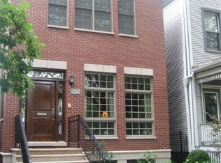 2106 W Belle Plaine Ave, Chicago, IL 60618