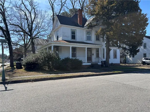301 S High St, Franklin, VA 23851