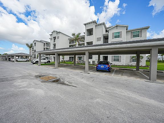2nd image of 12280 Wellen Golf St #208