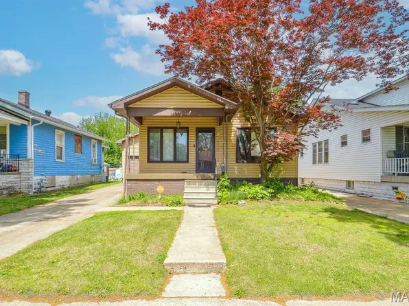 2949 Iowa St, Granite City, IL 62040