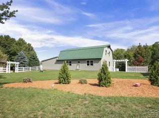 3624 N Ely Hwy, Alma, MI 48801