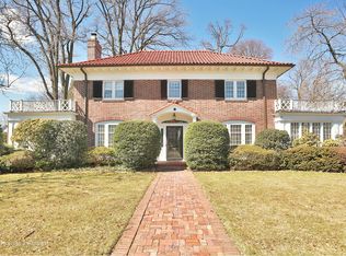 235 Monterey Ave, Pelham, NY 10803