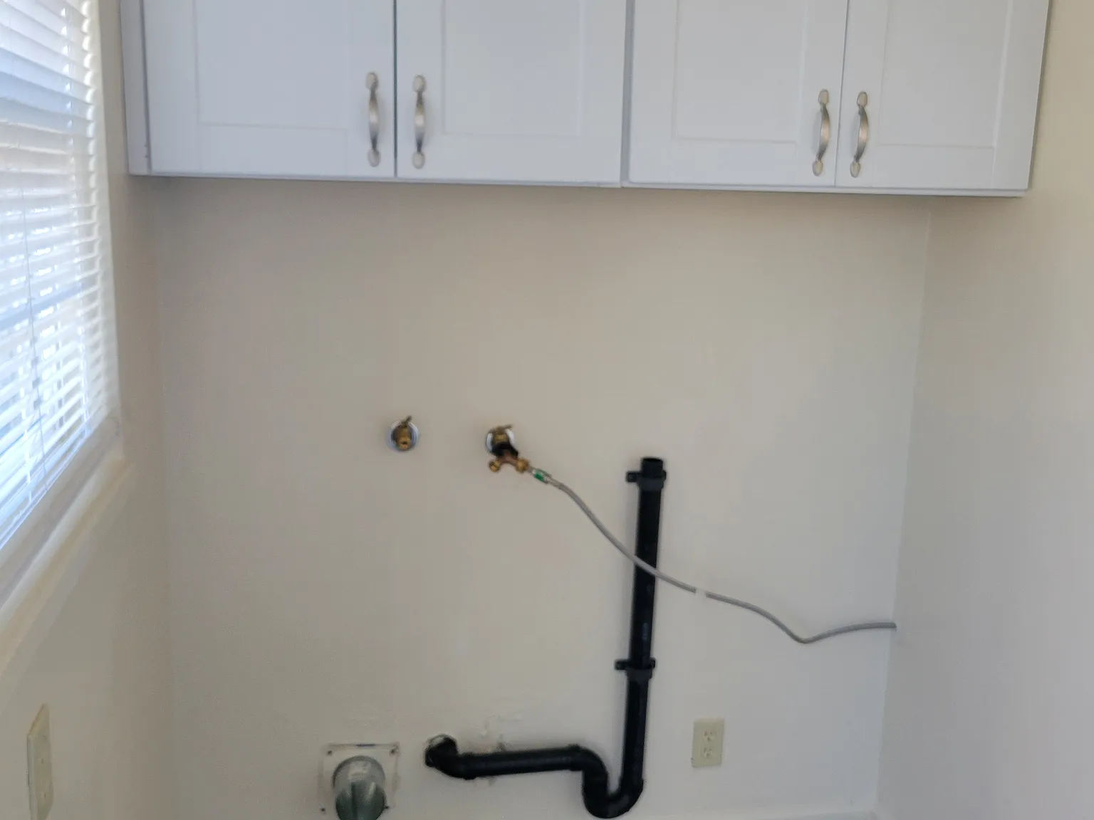 2 bed, 1100 sqft, $1,800 — Photo 2