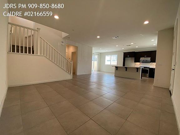 3rd image of 15925 Mentz Ct