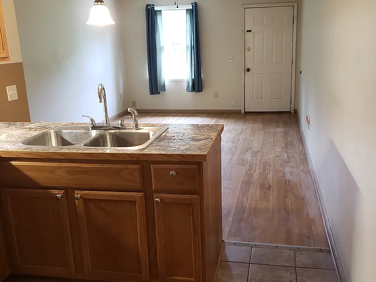 4224 Mountain View Cir #6 — Photo 6