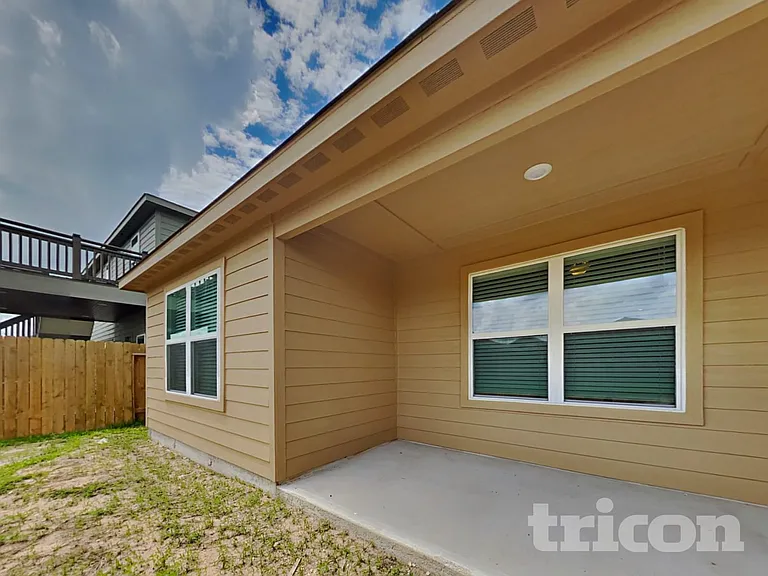 7715 Vacek Meadows Loop — Photo 15