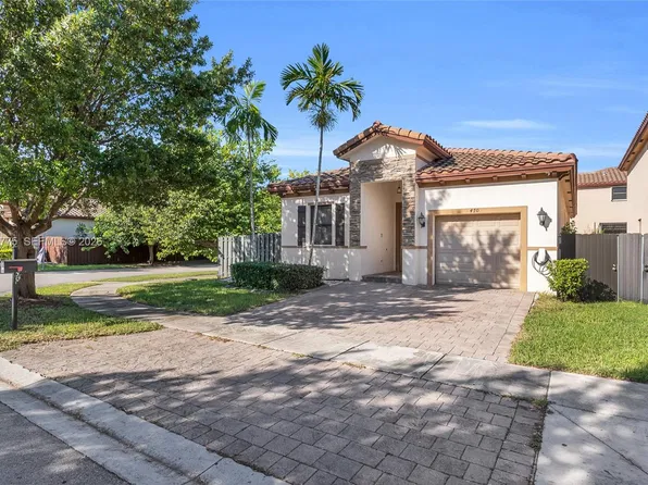 470 SE 34th Ter, Homestead, FL 33033