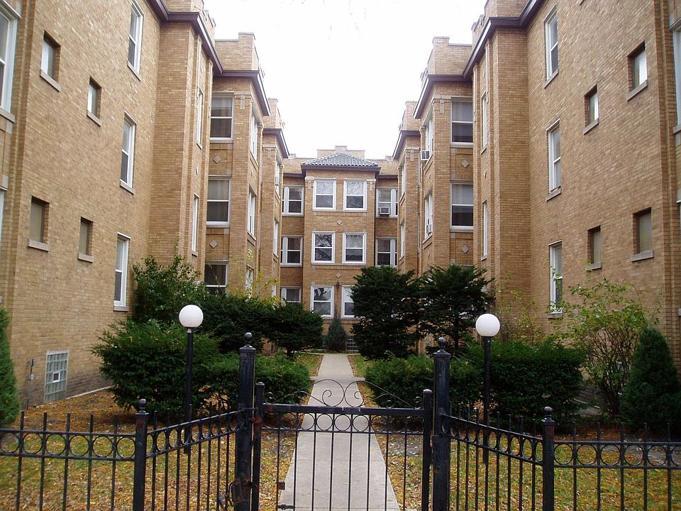 2nd image of 5061 N Damen Ave APT 2W