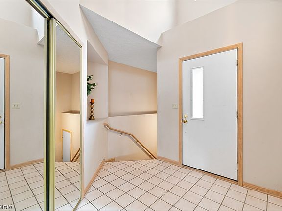 3rd image of 3919 Marsh View Dr