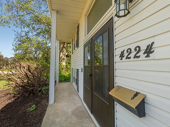 2nd image of 4224 Cherrywood Dr
