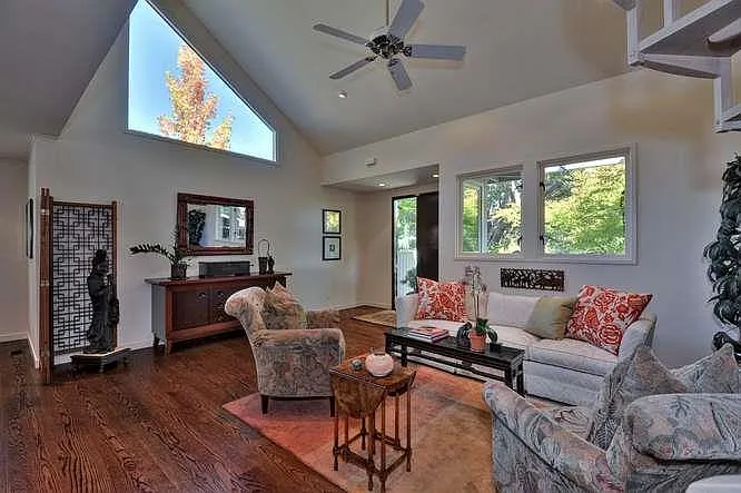 200 S Balsamina Way photo 1