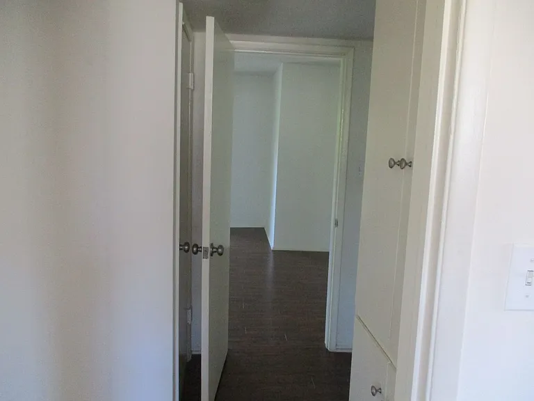 1350 N Crescent Heights Blvd — Photo 13