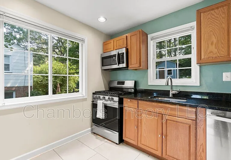 5861 Blaine Dr — Photo 12