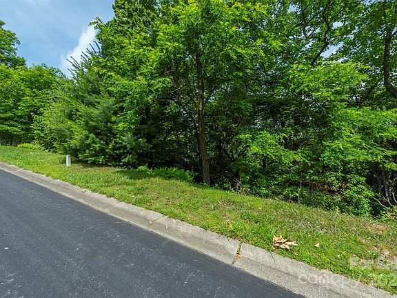 2nd image of 99999 Blue Mountain Way #113