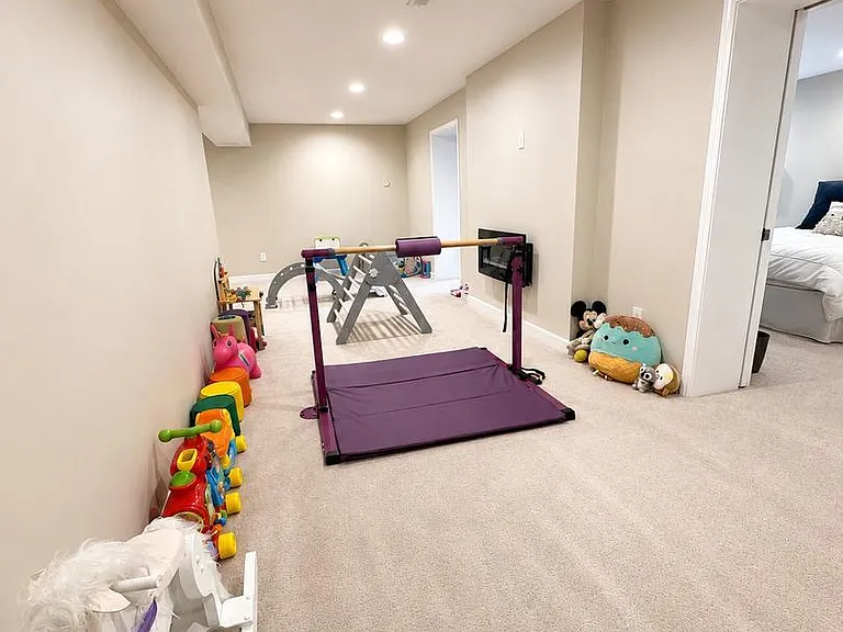 7327 Yates Ct — Photo 24