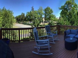 13598 Big Boulder Rd, Herndon, VA 20171