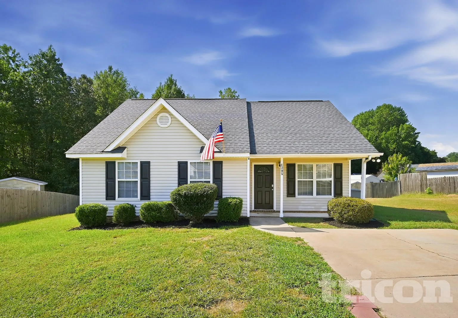 4305 Biesterfield Drive Charlotte NC — Photo 1