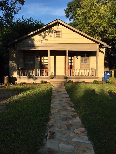 Front of House & Walkway