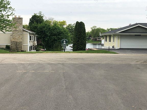 5th image of S74W17405 Lake Dr