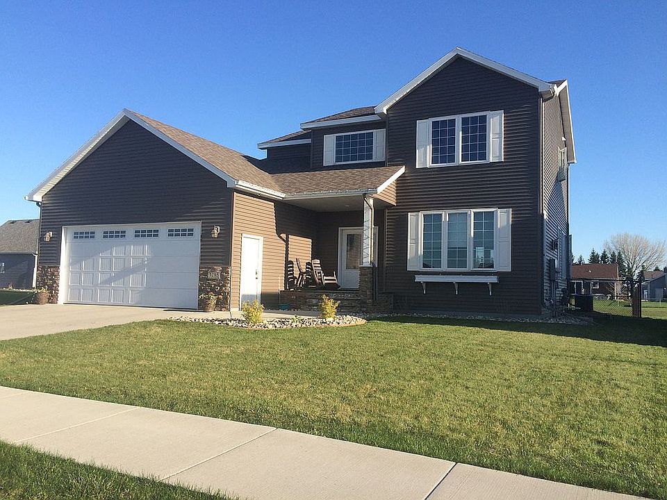 1st image of 3285 5th Ave N