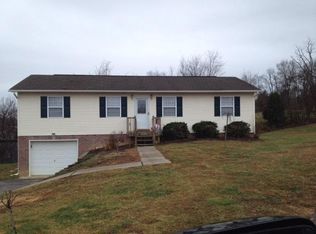 115 Knotting Hill Ln, Fall Branch, TN 37656