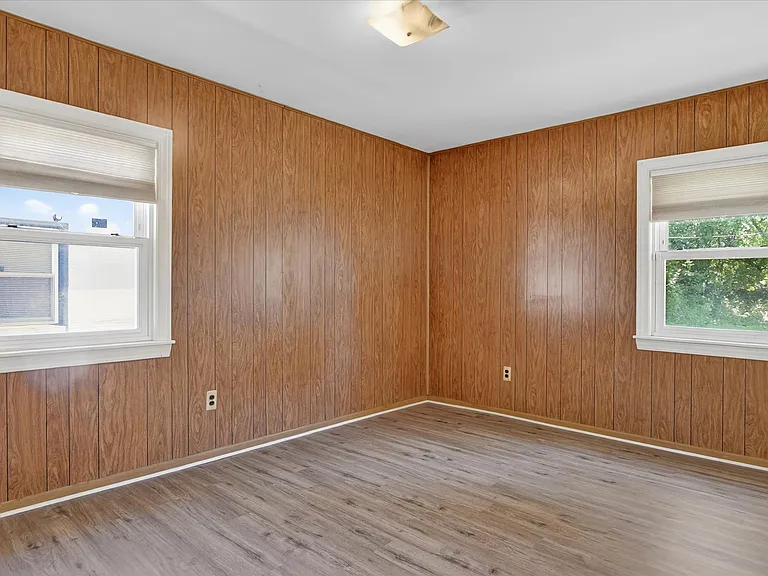 7420 Drexel St — Photo 18