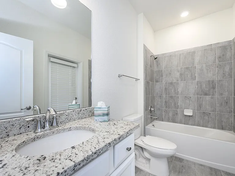 15145 Spanish Point Dr — Photo 44