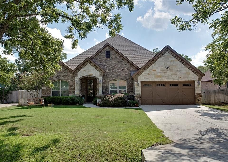 1st image of 3305 Cottonwood Dr