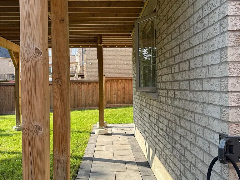 104 Mitchell Pl — Photo 10