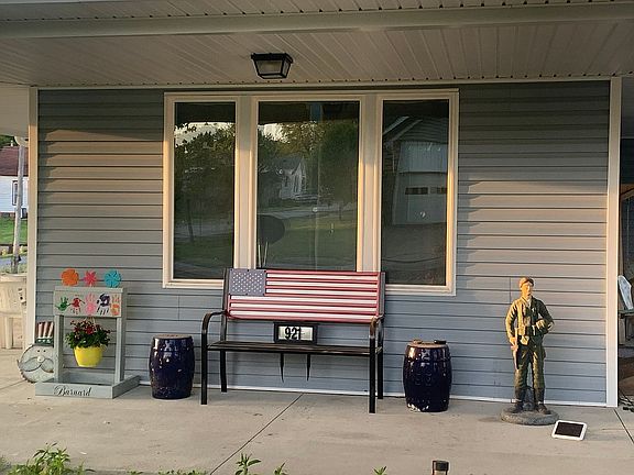 Front porch  bay window