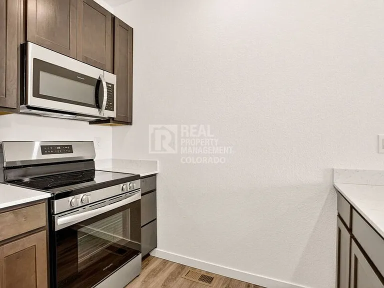 14591 W 91st Ln #C — Photo 19