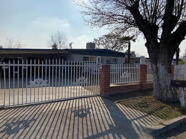 1st image of 2603 W Olive Ave