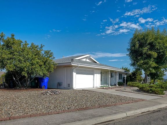 3rd image of 16856 Bellota Dr