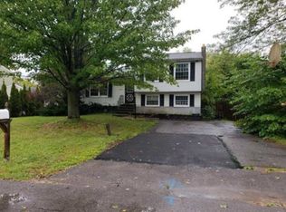 9588 Tagus Ln, Brewerton, NY 13029