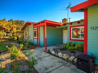 1328 Crofton Ct, Upland, CA 91786