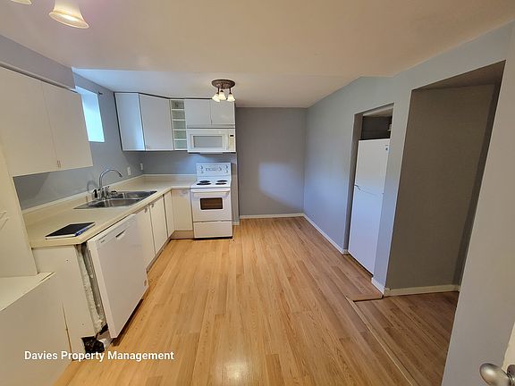 3rd image of 9620 75th St NW