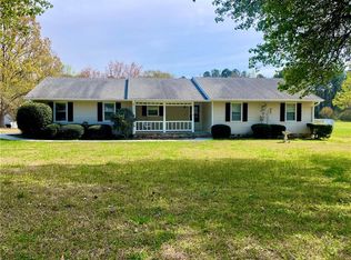 3520 Camelot Ct, Loganville, GA 30052