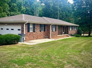 246 Cedar Ln, Killen, AL 35645