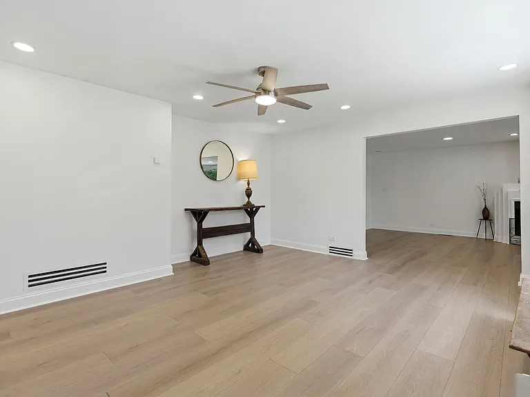 1030 Westmore Meyers Rd — Photo 10