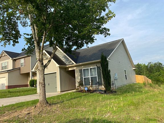 2nd image of 3382 Grove Landing Cir