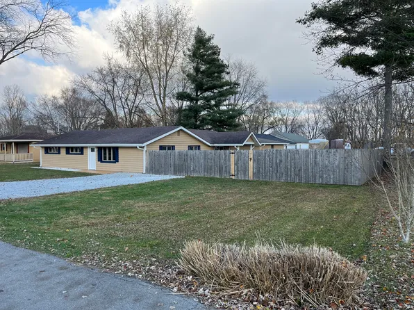 545 N Willow St, Ingalls, IN 46048
