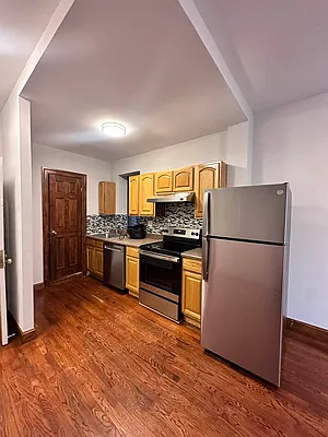 Rented by Aimee Grodanz, LREB | media 6