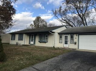 52 Vermont Ave, Somerset, MA 02726