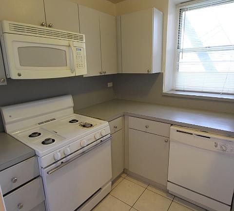 4th image of 7281 113th St APT 3C