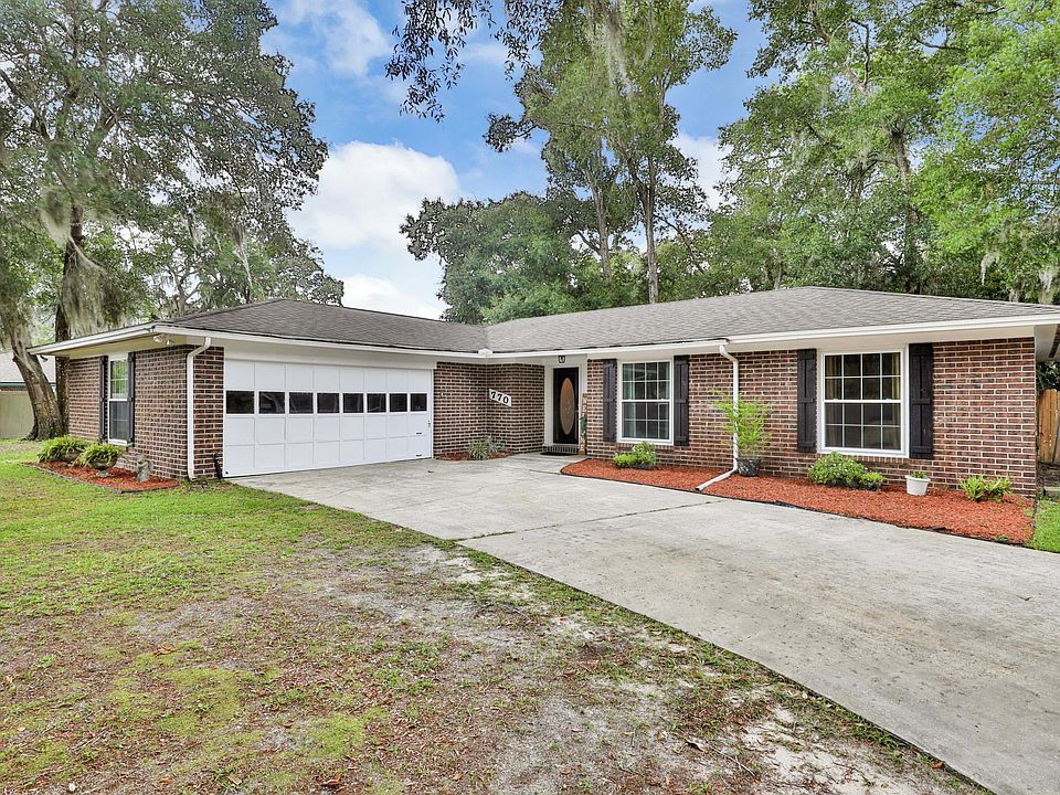 1st image of 770 Fruit Cove Dr E