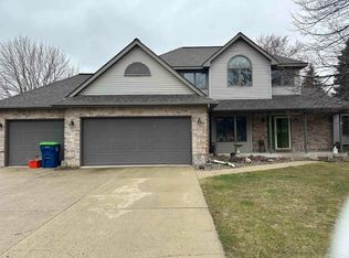 4225 Woodview Dr E, Saginaw, MI 48603