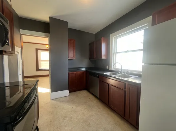 538 Belgrade Ave, North Mankato, MN 56003