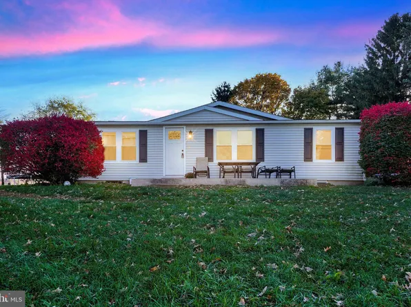 8217 Reynolds Mill Rd, Seven Valleys, PA 17360